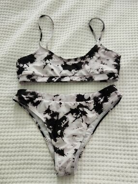 Black & White Tie-Dye Bikini Set